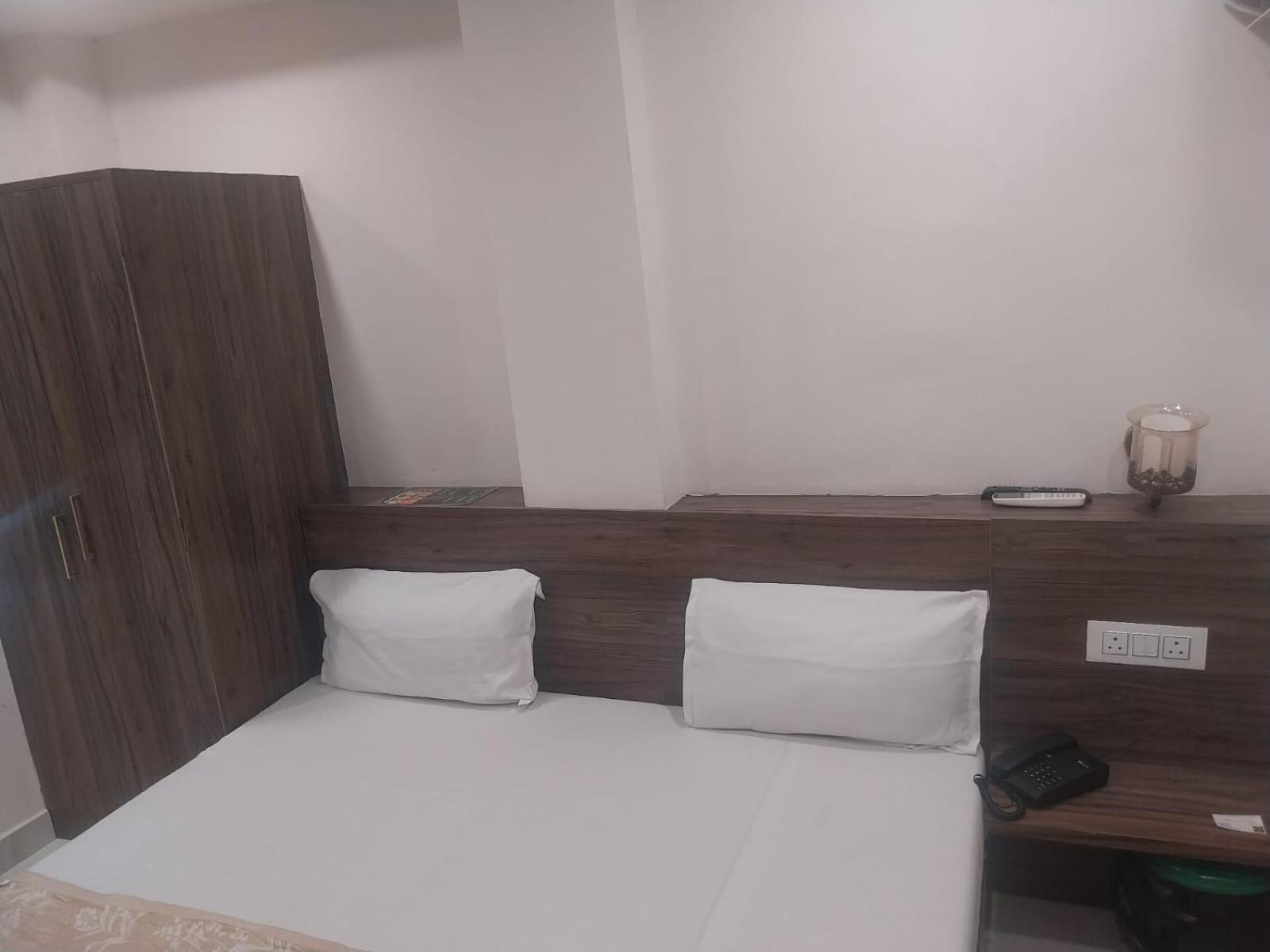 Hotel Rovers Inn Амрітсар Екстер'єр фото